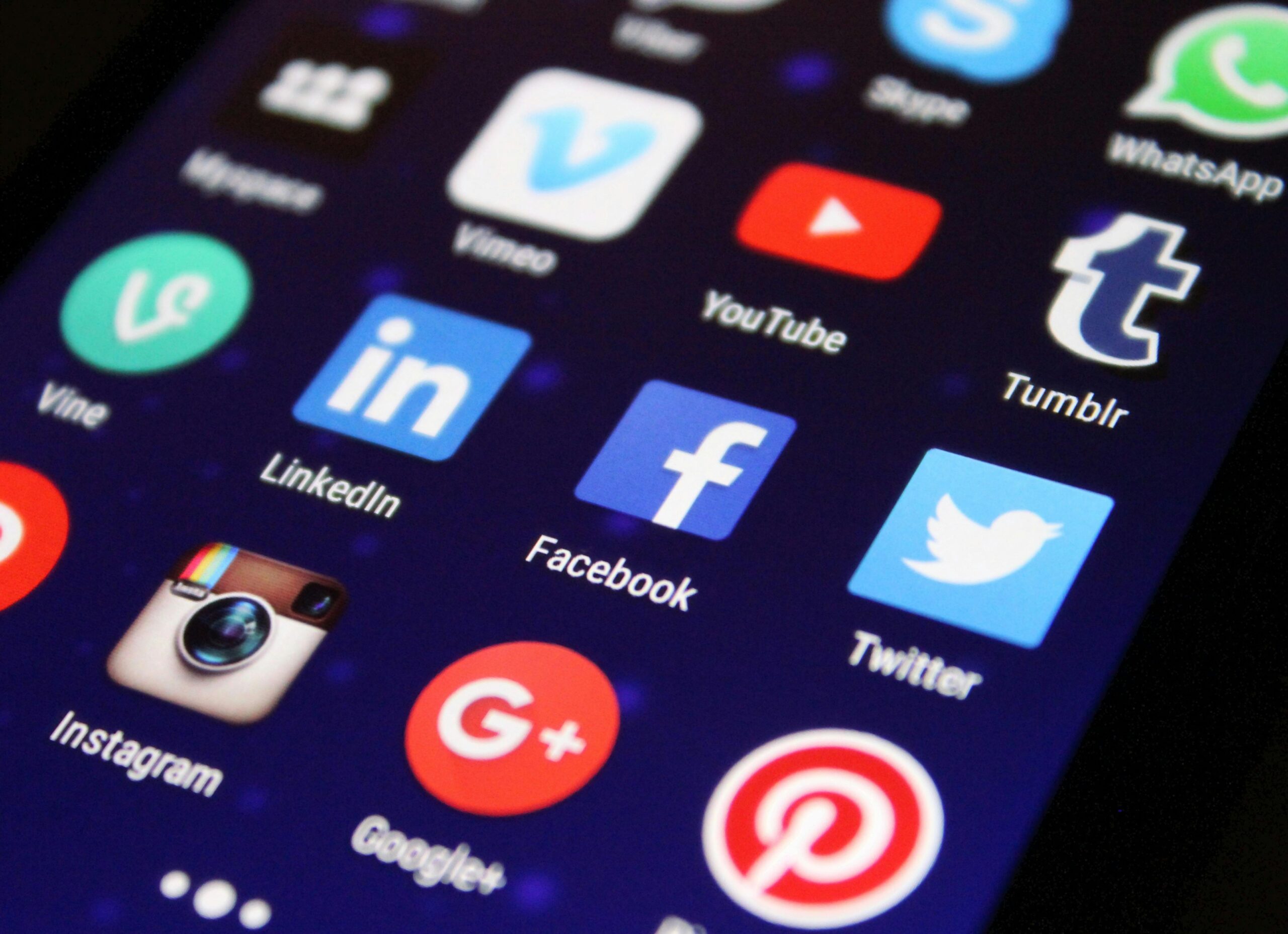 8 consejos para crear contenido para plataformas de mensajería